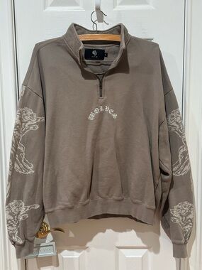 Wolves Quarter-Zip Men's Sweatshirt  in Taupe, Size Large